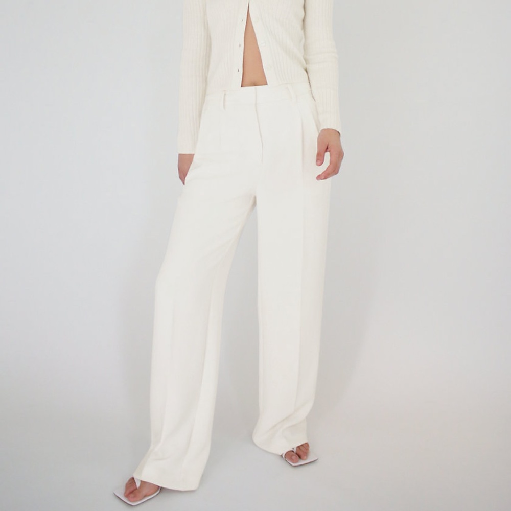 Aritzia Wilfred Effortless Pant